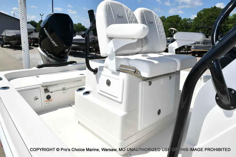 Slide: The Image of Ranger 2360 Bay w/300HP Mercury Verado 2024 - 30