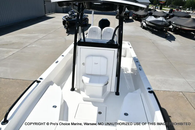 Slide: The Image of Ranger 2360 Bay w/300HP Mercury Verado 2024 - 4