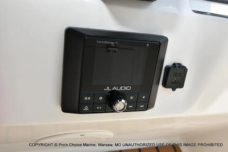 Slide: The Image of Ranger 2360 Bay w/300HP Mercury Verado 2024 - 42