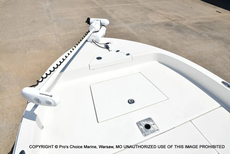 Slide: The Image of Ranger 2360 Bay w/300HP Mercury Verado 2024 - 46