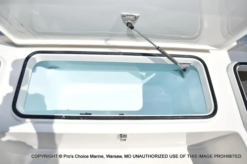 Slide: The Image of Ranger 2360 Bay w/300HP Mercury Verado 2024 - 58