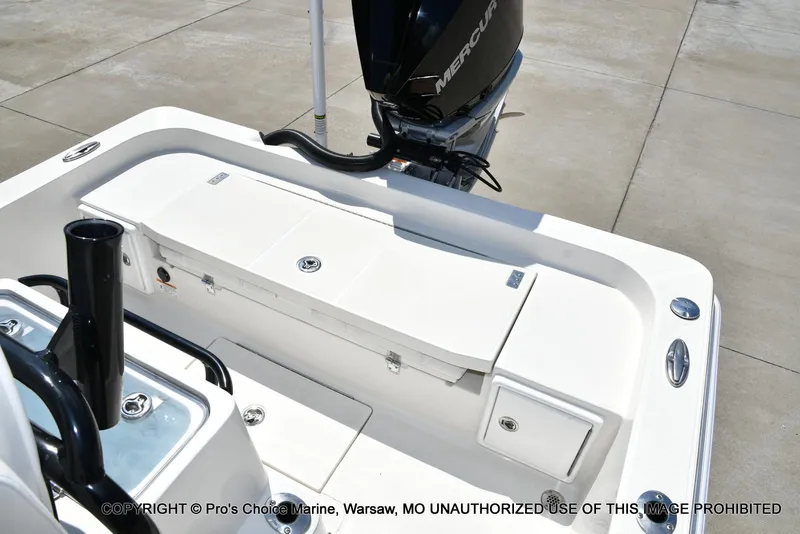 Slide: The Image of Ranger 2360 Bay w/300HP Mercury Verado 2024 - 80