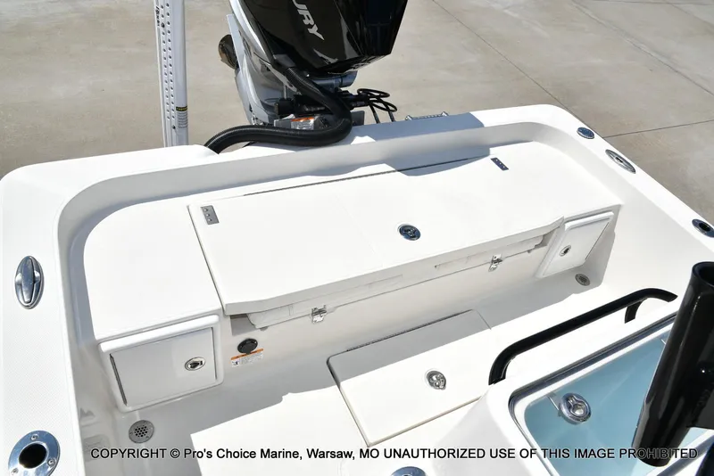 Slide: The Image of Ranger 2360 Bay w/300HP Mercury Verado 2024 - 84