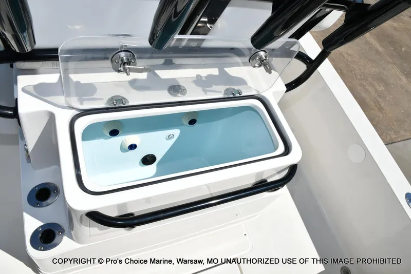 Slide: The Image of Ranger 2360 Bay w/300HP Mercury Verado 2024 - 88