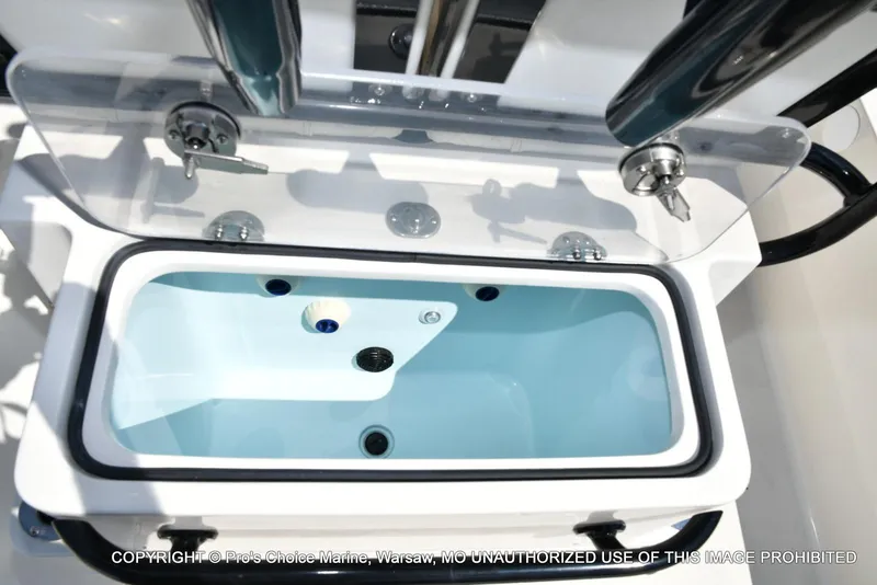 Slide: The Image of Ranger 2360 Bay w/300HP Mercury Verado 2024 - 89