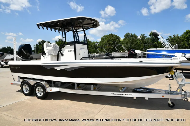 Slide: The Image of Ranger 2360 Bay w/300HP Mercury Verado 2024 - 90