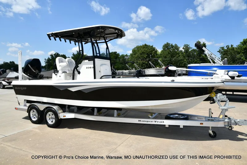 Slide: The Image of Ranger 2360 Bay w/300HP Mercury Verado 2024 - 91