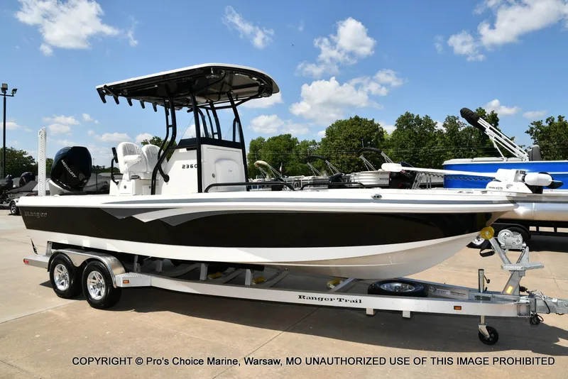 Slide: The Image of Ranger 2360 Bay w/300HP Mercury Verado 2024 - 97