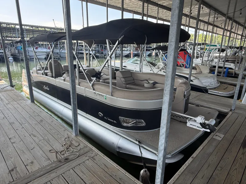 The Image of Avalon 265 Windjammer 2013 - 1