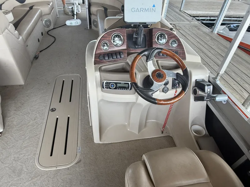 Slide: The Image of Avalon 265 Windjammer 2013 - 11