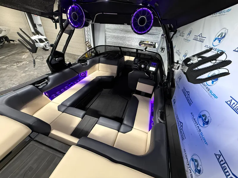 Slide: The Image of Moomba Max 2025 - 19