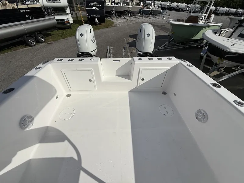 Slide: The Image of Twin Vee STX 260 STX 2026 - 15