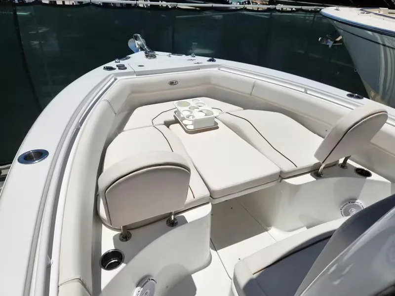 Slide: The Image of Sea Hunt Ultra 255 SE 2021 - 12