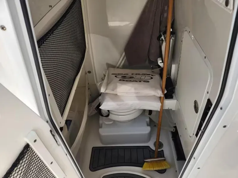 Slide: The Image of Sea Hunt Ultra 255 SE 2021 - 15