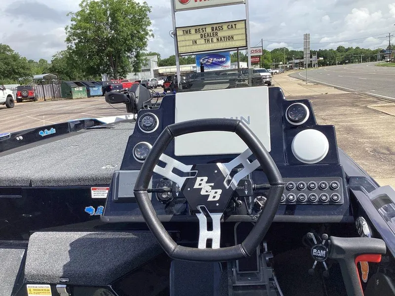 Slide: The Image of Bass Cat Caracal STS 2025 - 21