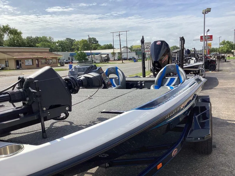 Slide: The Image of Bass Cat Caracal STS 2025 - 30