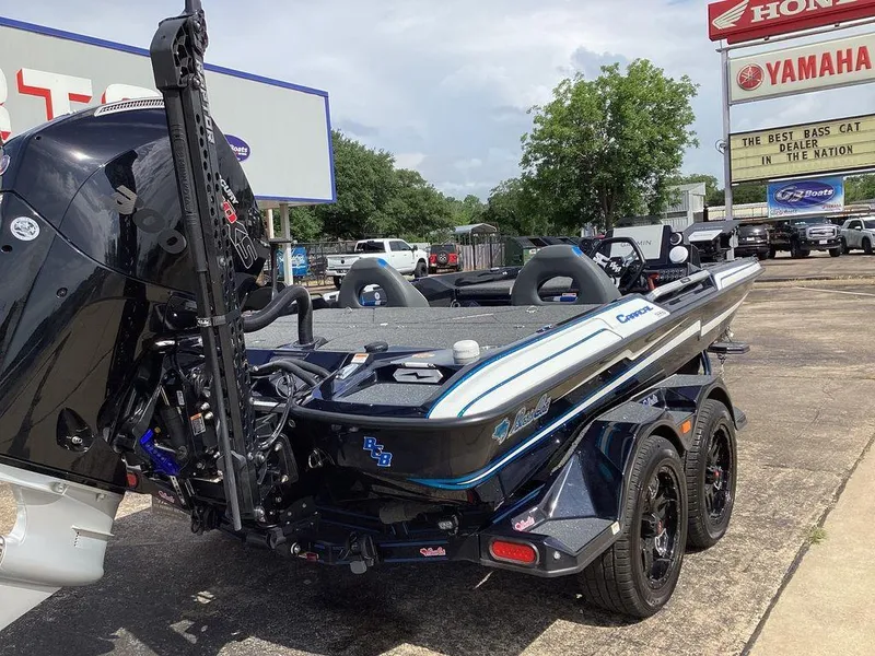 Slide: The Image of Bass Cat Caracal STS 2025 - 7