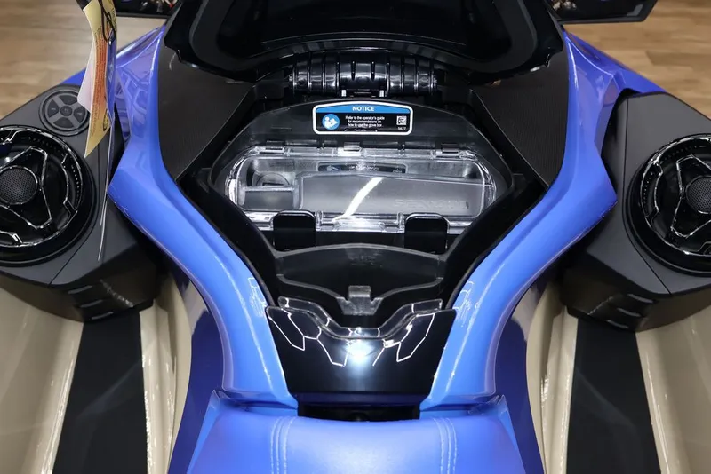 Slide: The Image of Sea-Doo Wake Pro 230 2025 - 22
