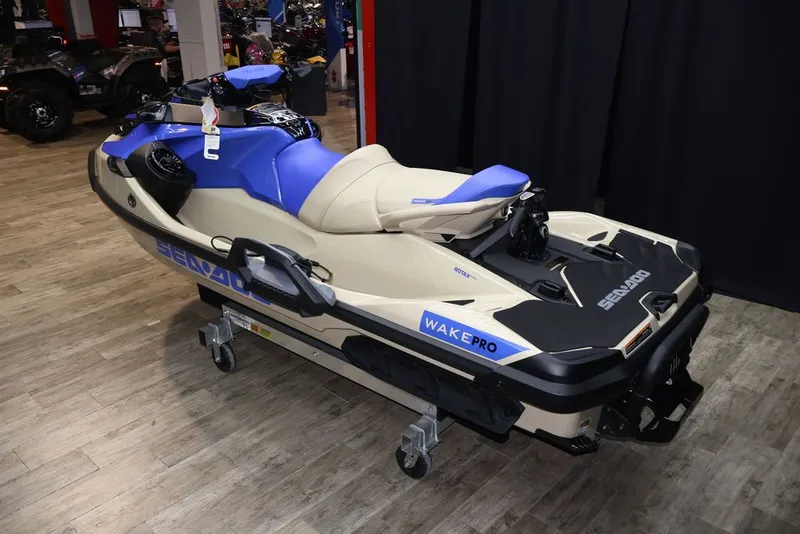 Slide: The Image of Sea-Doo Wake Pro 230 2025 - 4