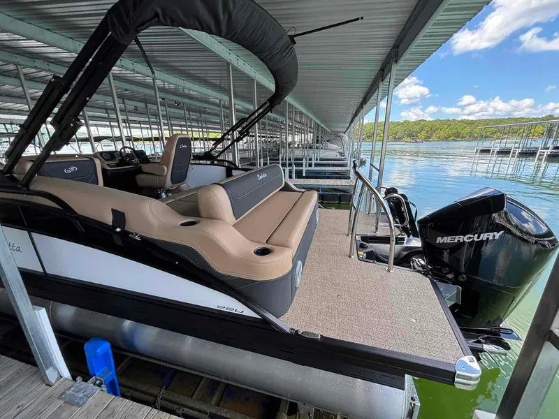 Slide: The Image of Barletta Cabrio C22UC 2026 - 5