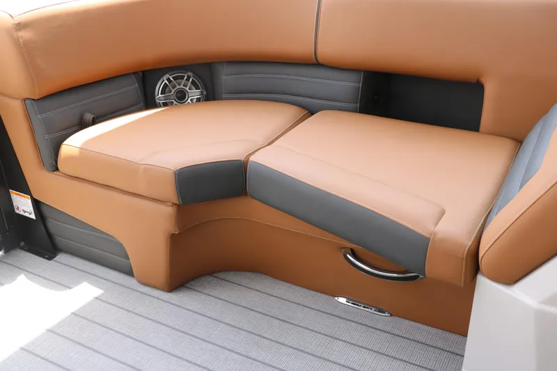 Slide: The Image of Sylvan G3 DLZ Bar Tri toon 2026 - 33