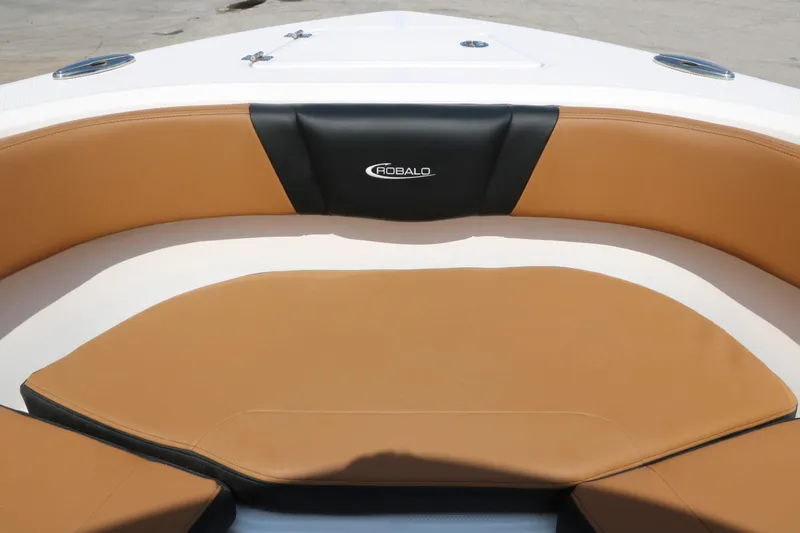 Slide: The Image of Robalo R230 Center Console 2024 - 23