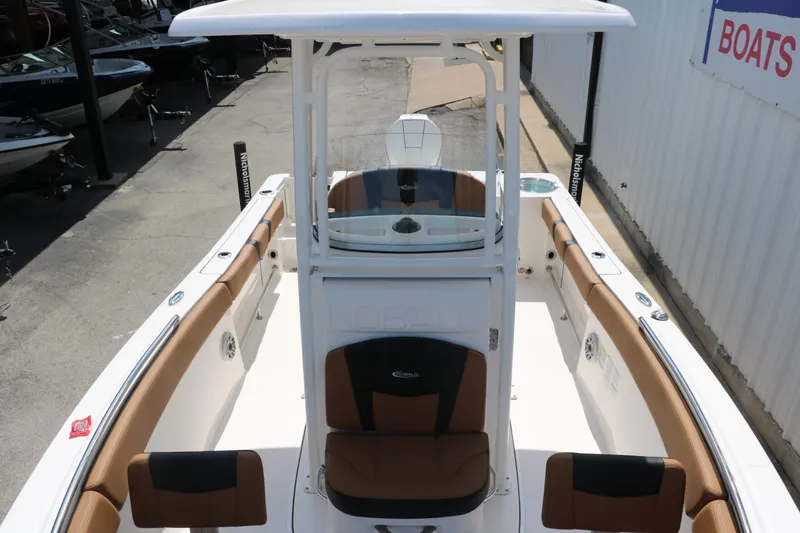 Slide: The Image of Robalo R230 Center Console 2024 - 24
