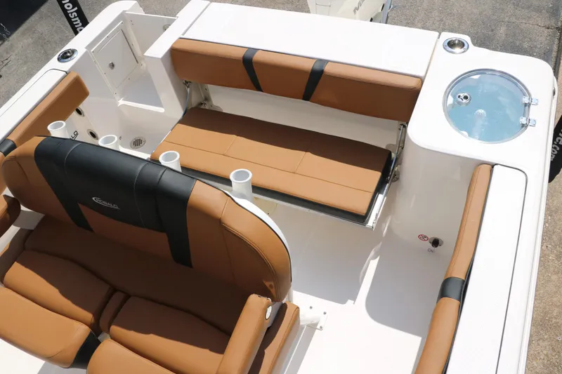 Slide: The Image of Robalo R230 Center Console 2024 - 33