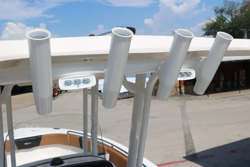 Slide: The Image of Robalo R230 Center Console 2024 - 42