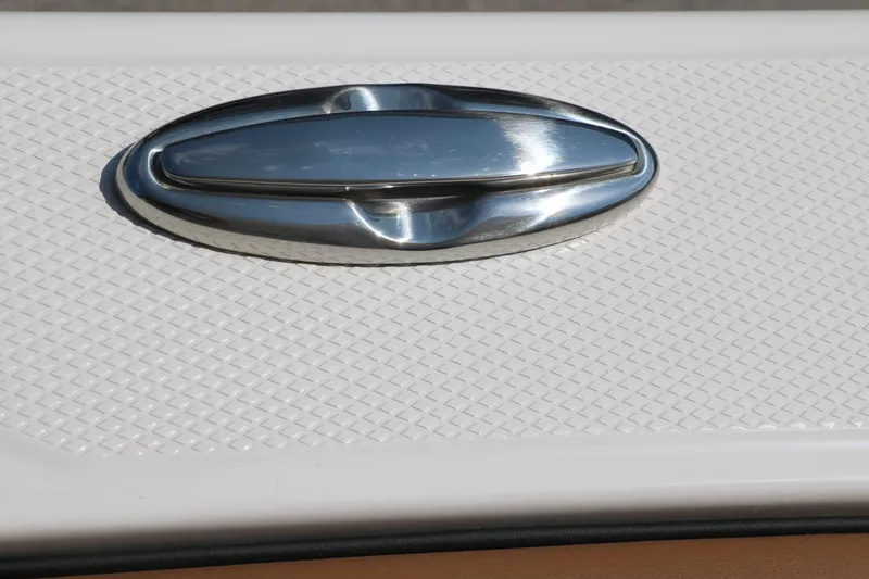 Slide: The Image of Robalo R230 Center Console 2024 - 39