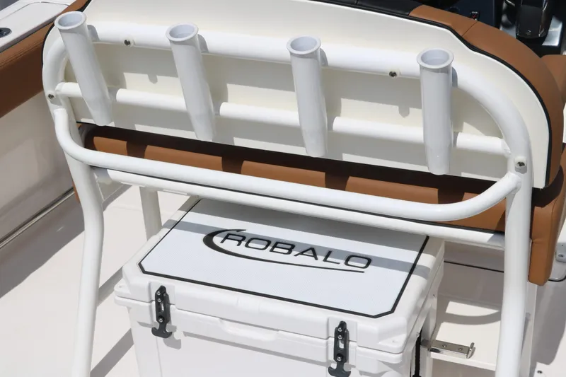 Slide: The Image of Robalo R230 Center Console 2024 - 17