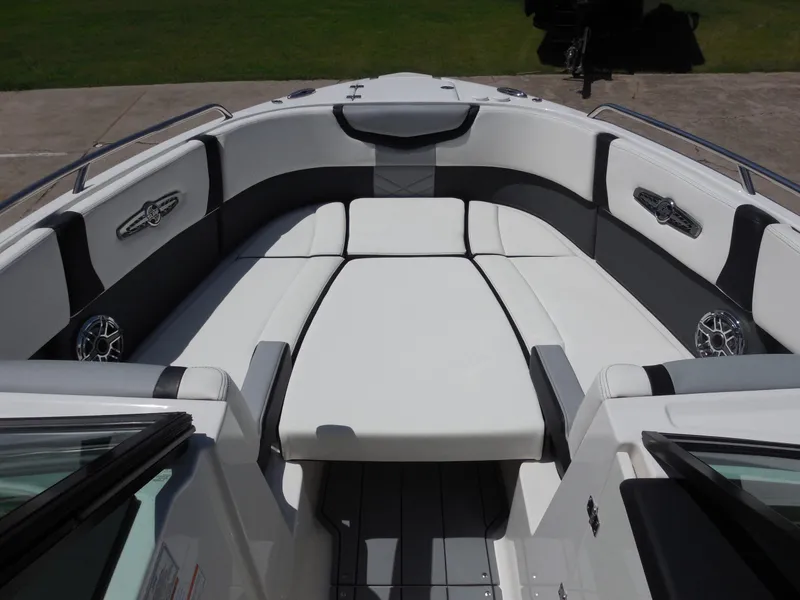 Slide: The Image of Chaparral 28 Surf 2023 - 13