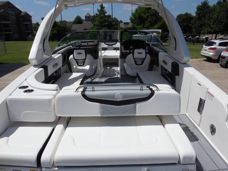 Slide: The Image of Chaparral 28 Surf 2023 - 8