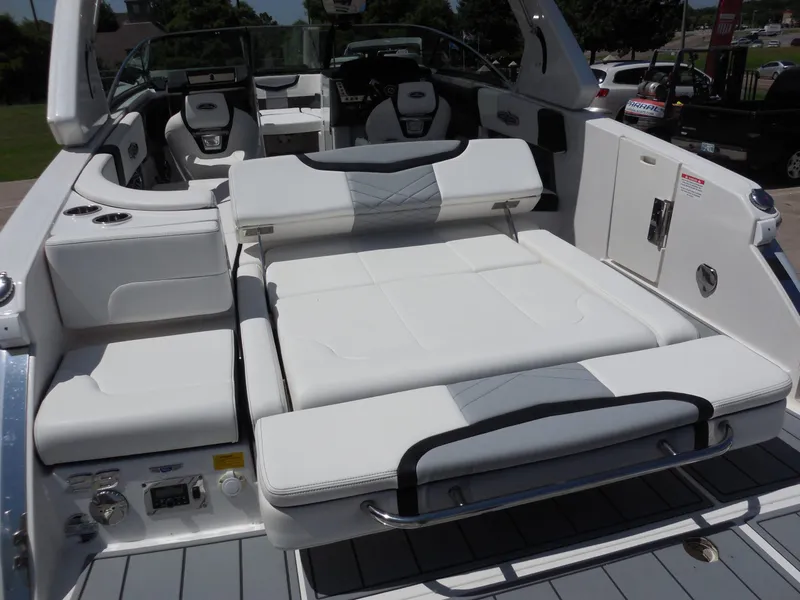 Slide: The Image of Chaparral 28 Surf 2023 - 9