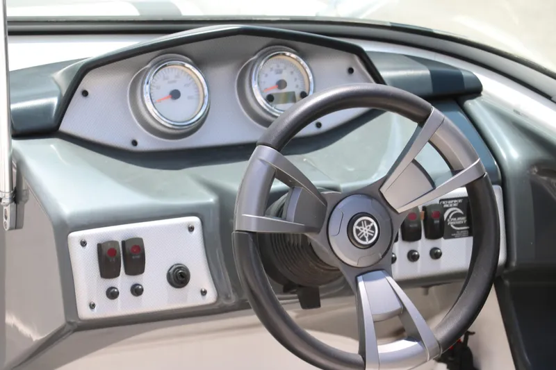 Slide: The Image of Yamaha AR190 2014 - 13