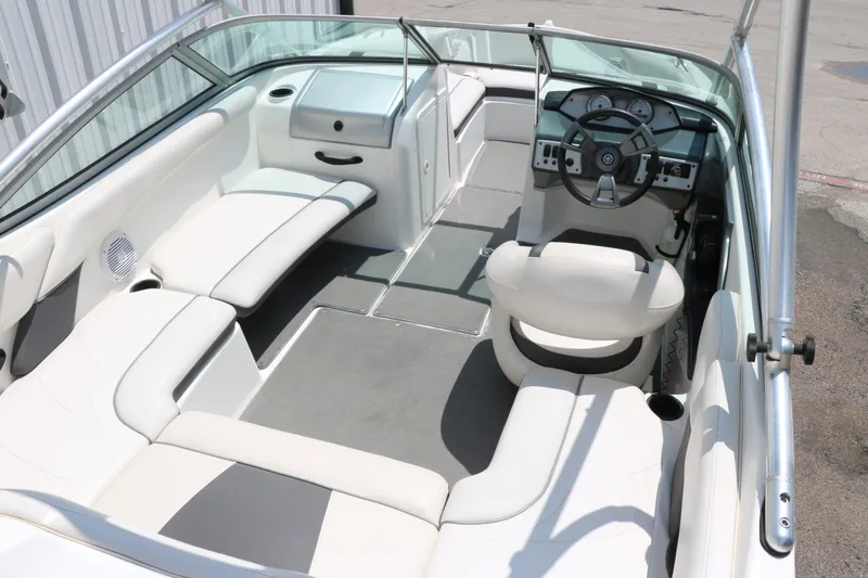 Slide: The Image of Yamaha AR190 2014 - 15