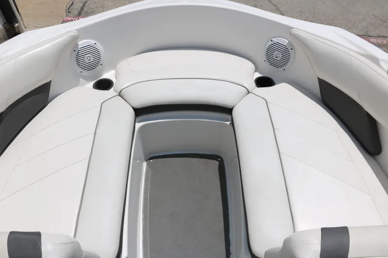 Slide: The Image of Yamaha AR190 2014 - 18