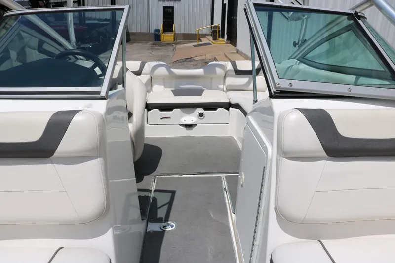 Slide: The Image of Yamaha AR190 2014 - 21