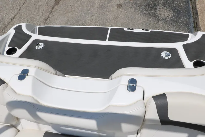 Slide: The Image of Yamaha AR190 2014 - 22