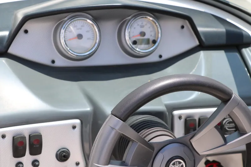 Slide: The Image of Yamaha AR190 2014 - 24