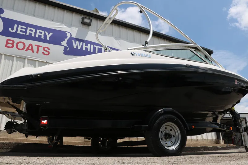 Slide: The Image of Yamaha AR190 2014 - 3