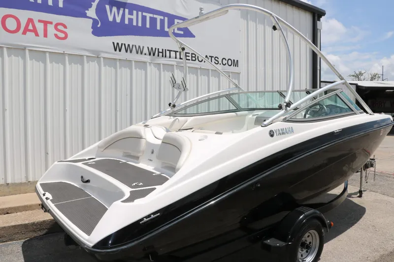 Slide: The Image of Yamaha AR190 2014 - 4