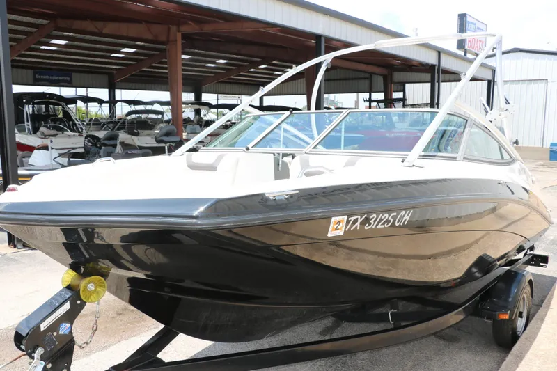 Slide: The Image of Yamaha AR190 2014 - 8