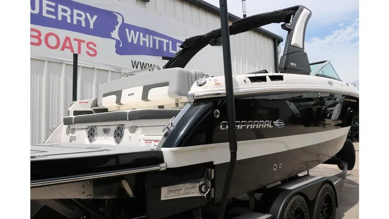 Slide: The Image of Chaparral 260 Surf 2024 - 3