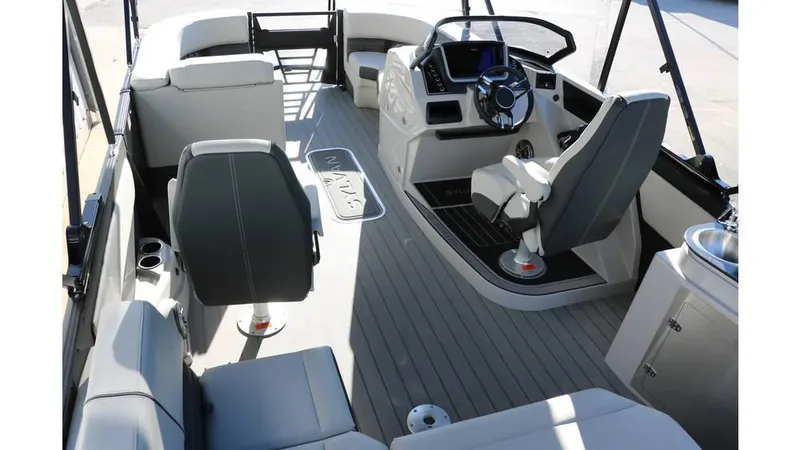 Slide: The Image of Sylvan G3 CLZ DH Tri Toon 2025 - 22