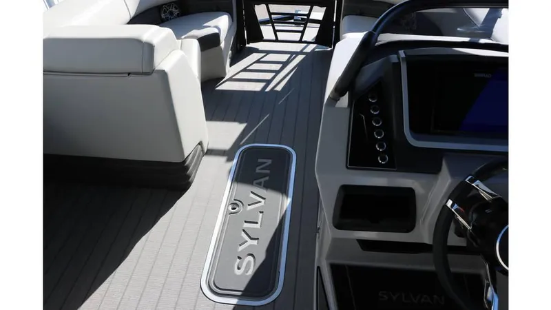 Slide: The Image of Sylvan G3 CLZ DH Tri Toon 2025 - 26