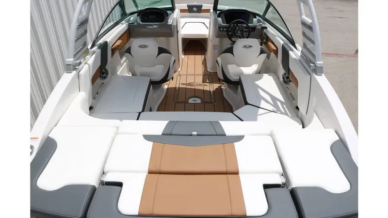 Slide: The Image of Chaparral 23 Surf 2025 - 14