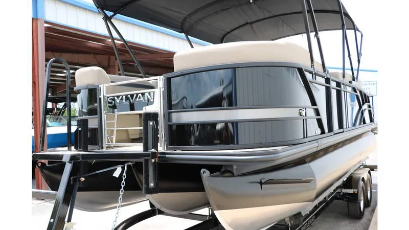 Slide: The Image of Sylvan L3 DLZ Bar Tri Toon 2025 - 8