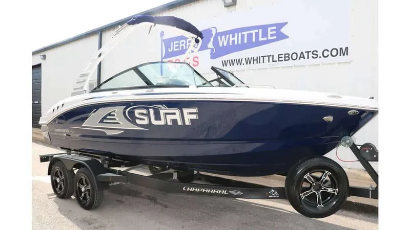 Slide: The Image of Chaparral 21 Surf 2025 - 9