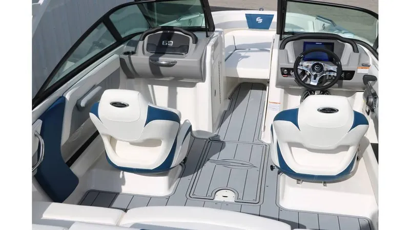 Slide: The Image of Chaparral 21 Surf 2025 - 13